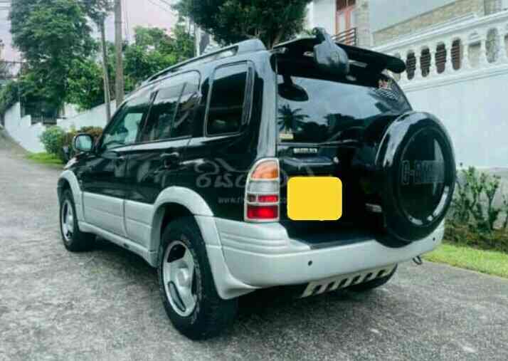 Suzuki escudo