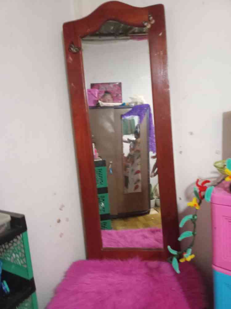 Teak mirror table
