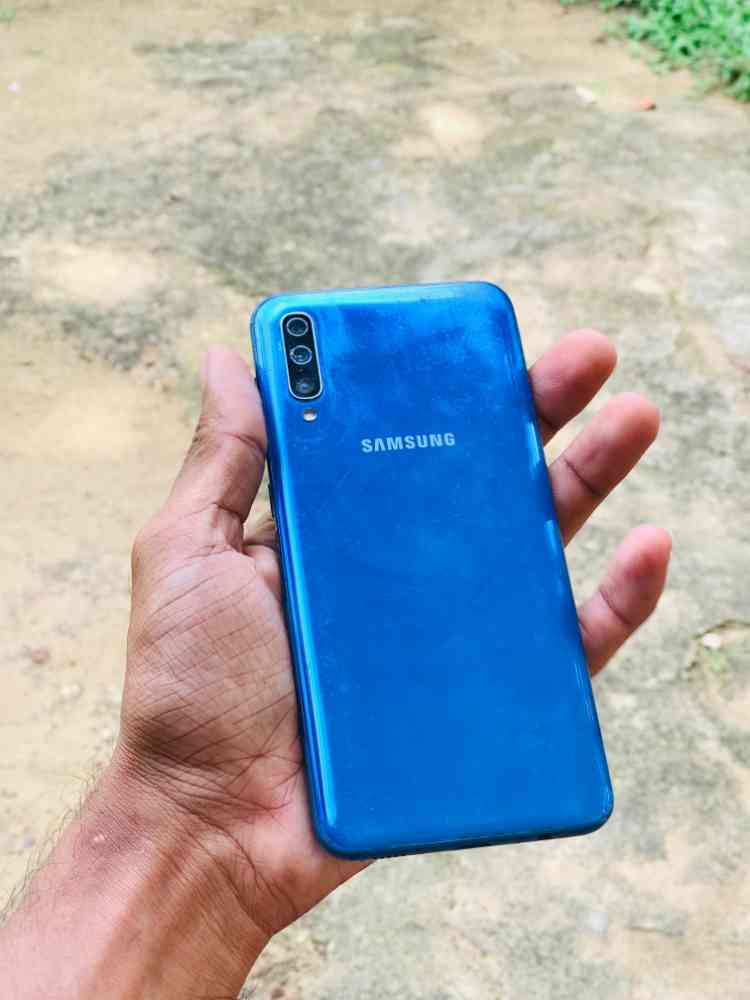 Samsung A50