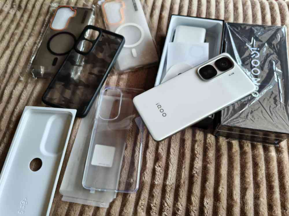 Iqoo neo 10 pro 5g 16gb