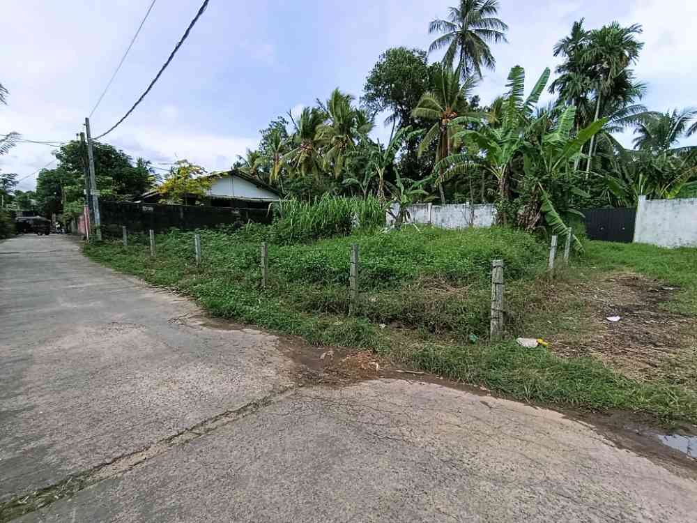8 Perch land for sale