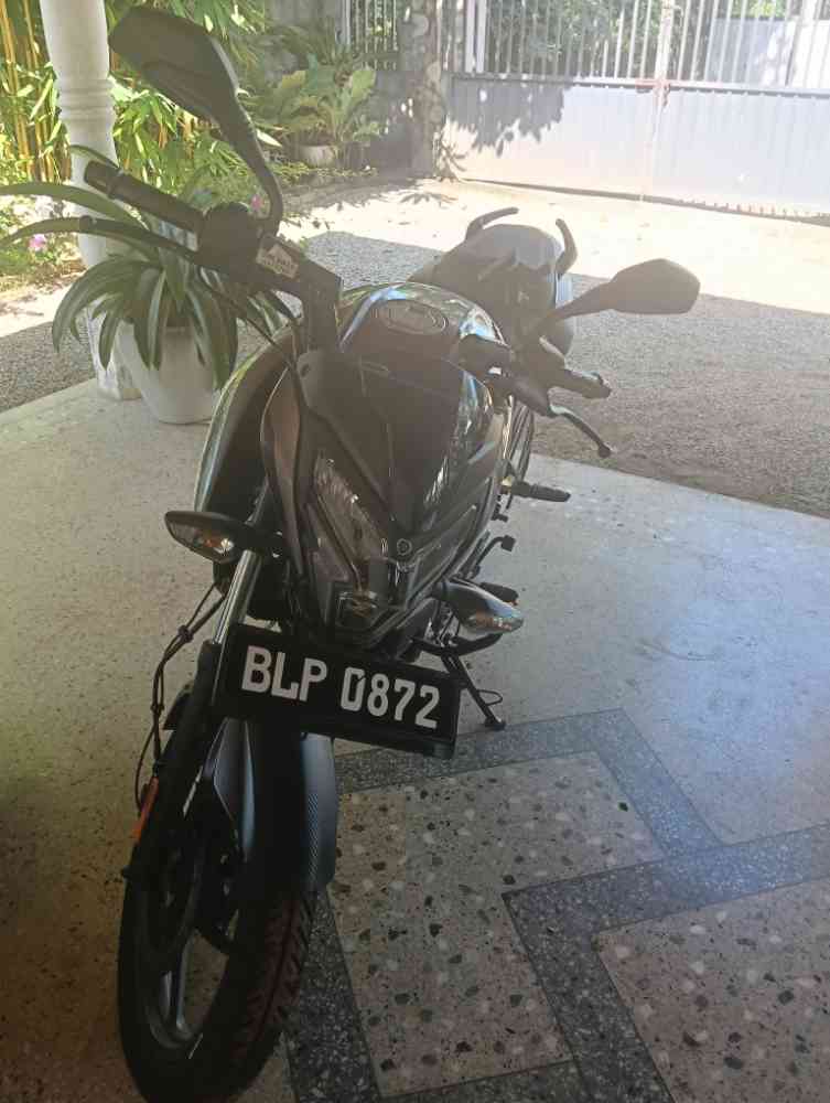 Bajaj NS 125