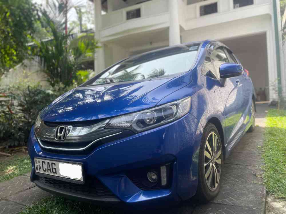 Honda fit gp5