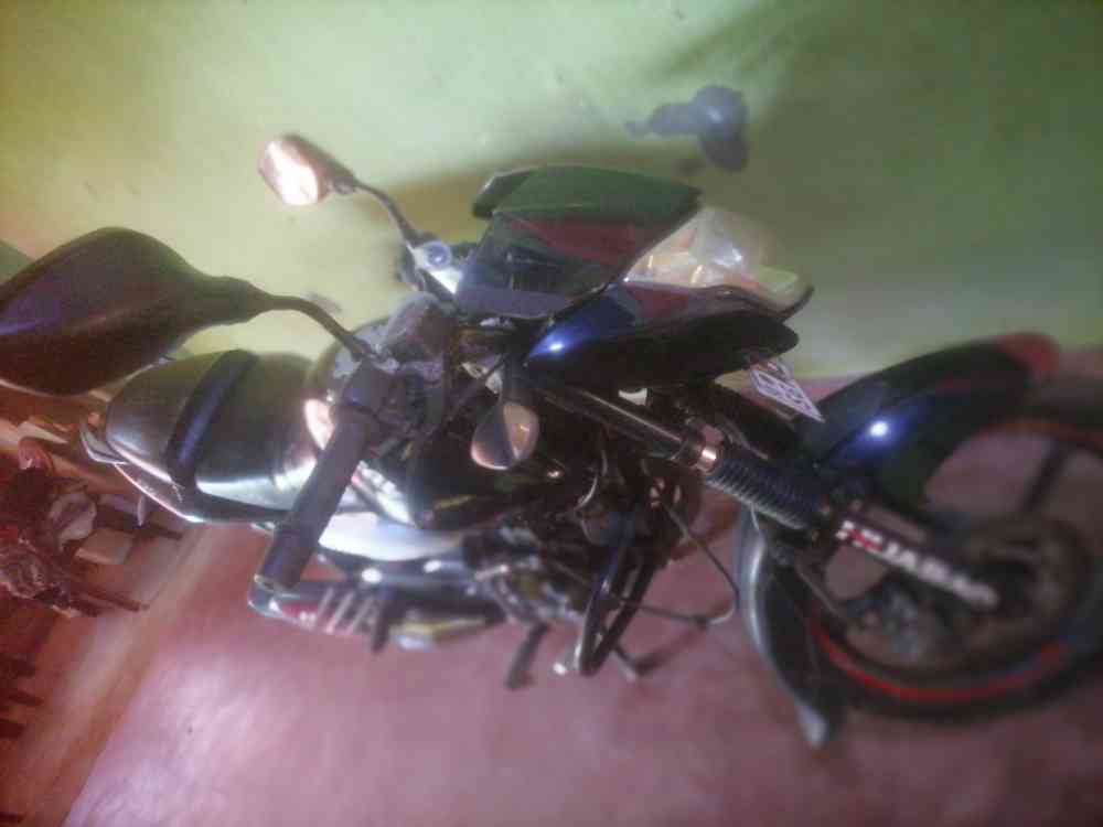Bajaj pulsar 135