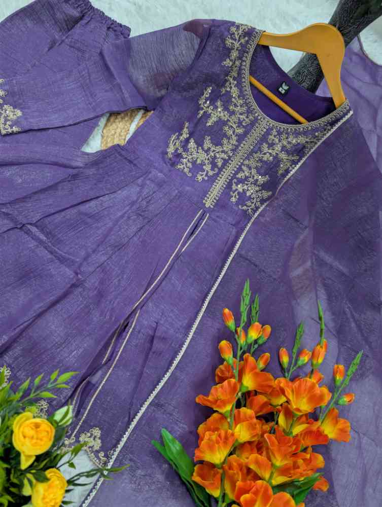 Women's pure crunchy silk kurta set's