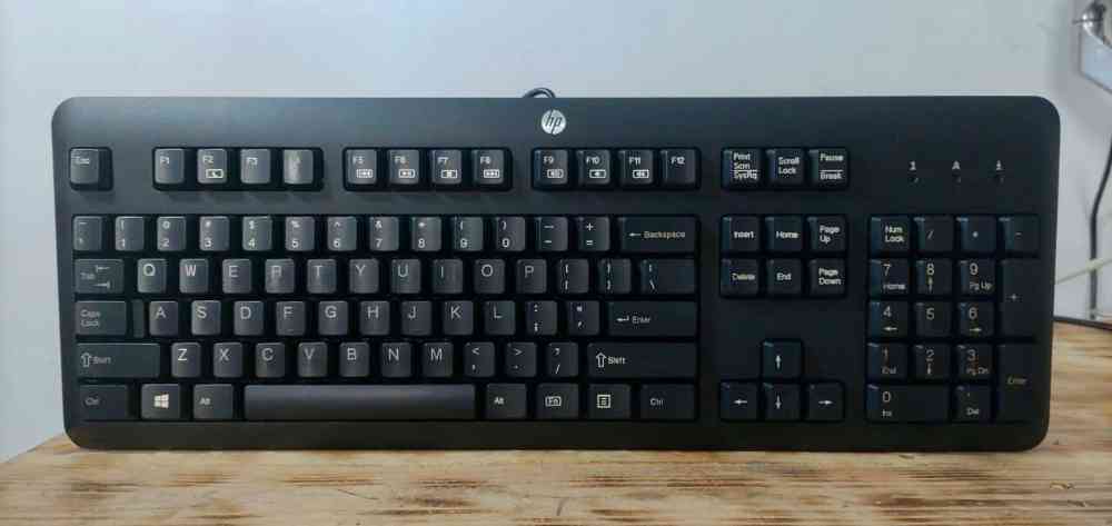 Desktop HP keyboard model HP KU-1156