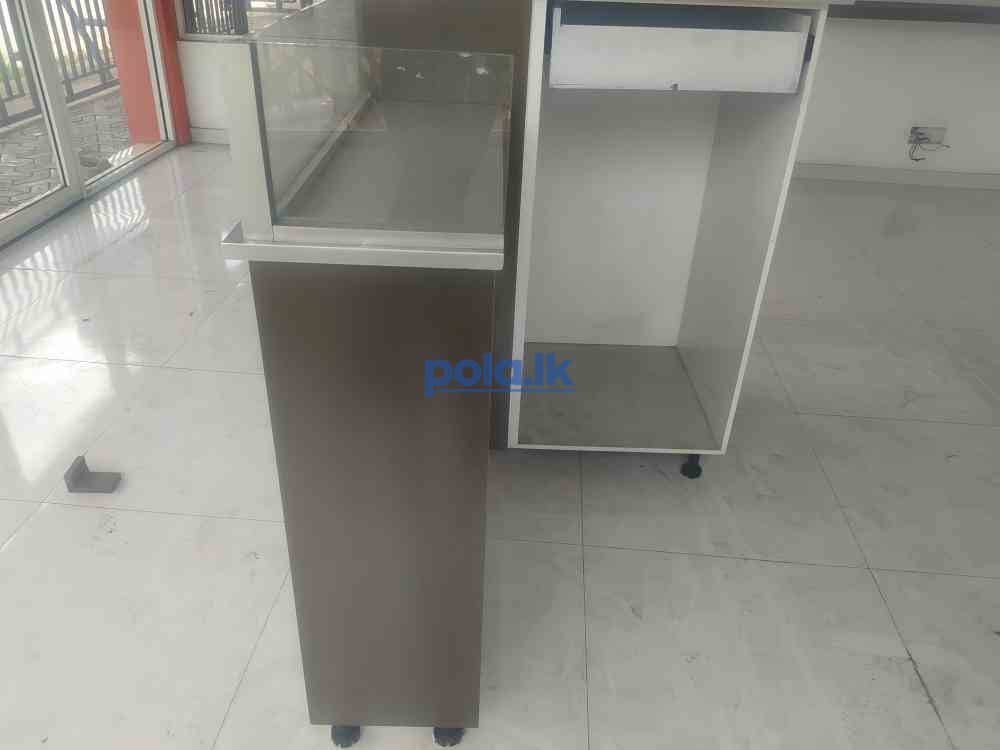 Cashier counter table - photo 2