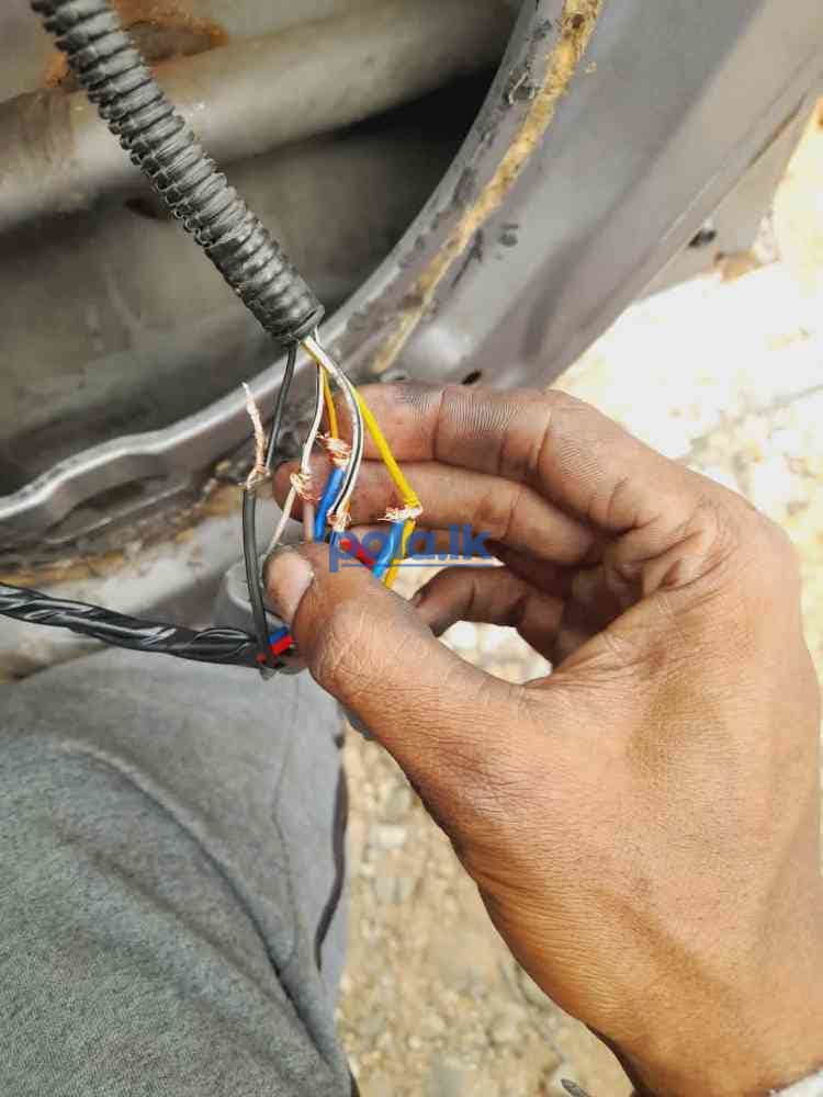 Auto electrical service - photo 5