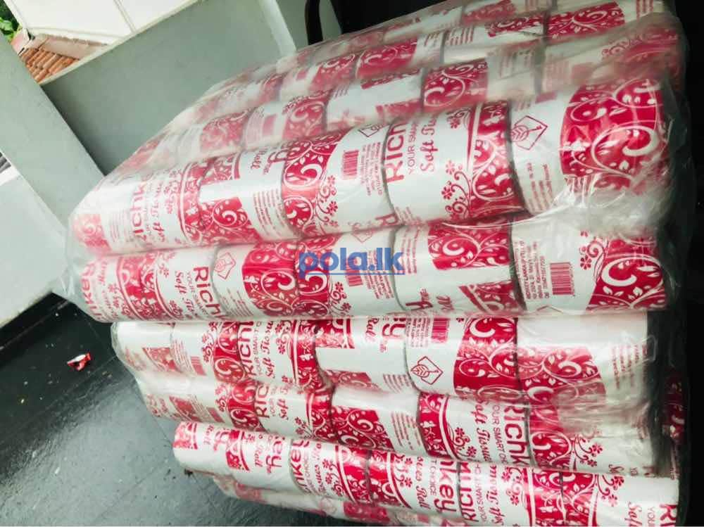 Toilet tissue rolls - photo 3