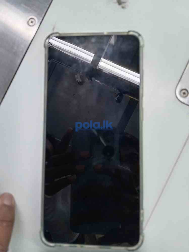 Samsung F05 - photo 3