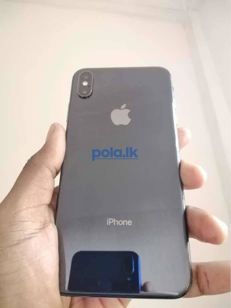 iPhone xs max - photo 2