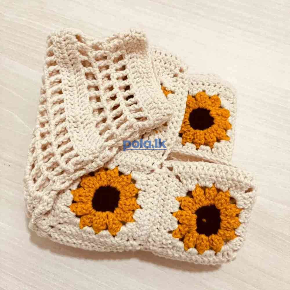Crochet sunflower crop top - photo 5
