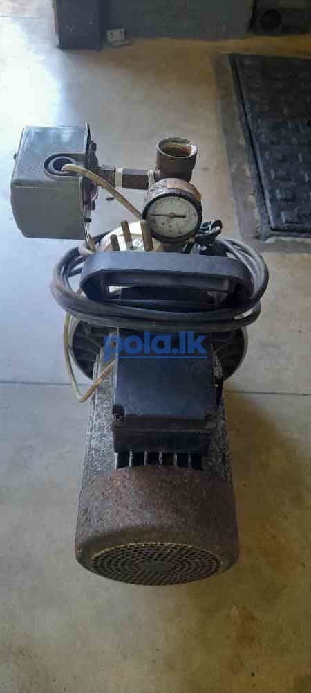Water pump - photo 1