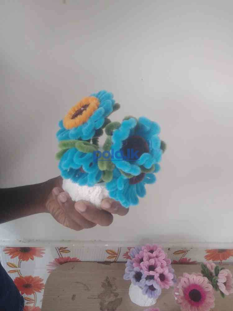 Pipe cleaner flower pot - photo 4