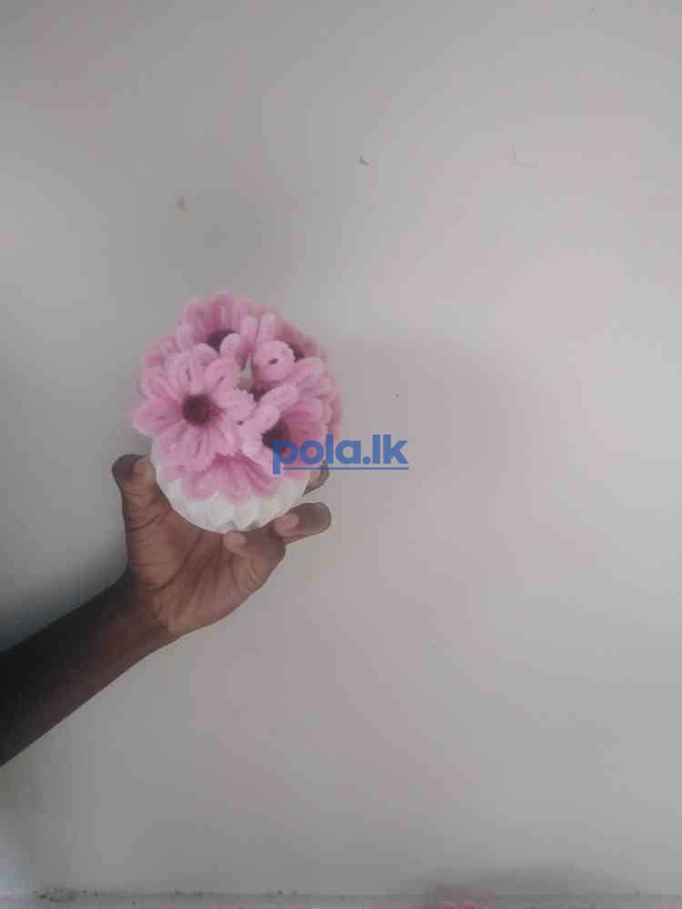 Pipe cleaner flower pot - photo 3