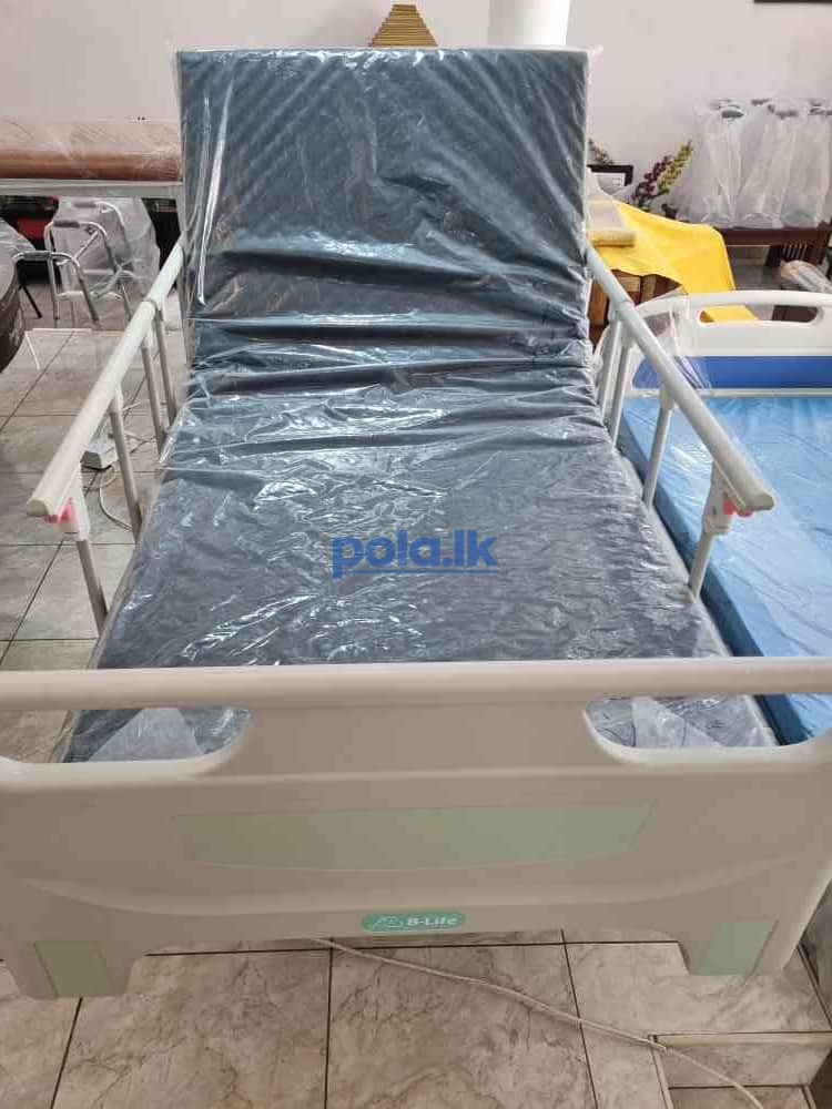 Four function electric hospital beds - photo 4