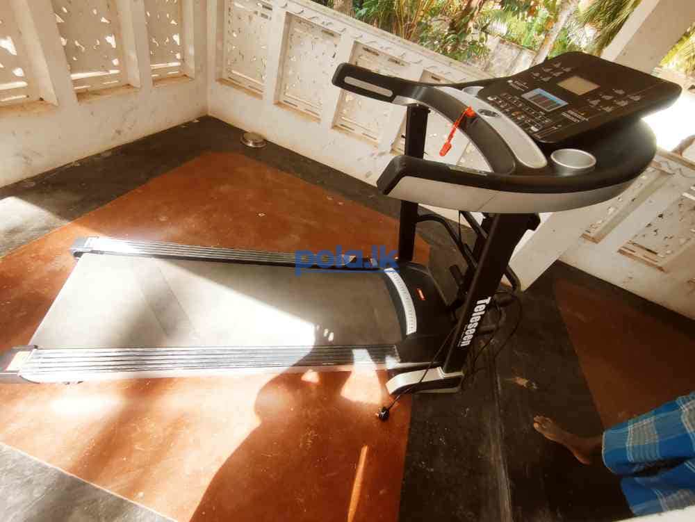Treadmill - photo 1