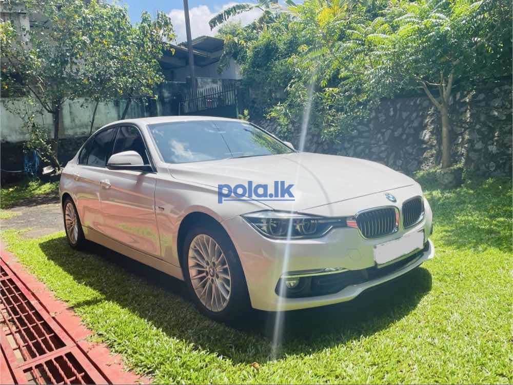 BMW 318i - photo 1