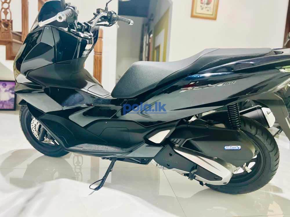 Honda pcx 160CC - photo 3