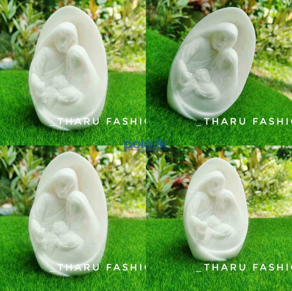 Jesus family statue - photo 1