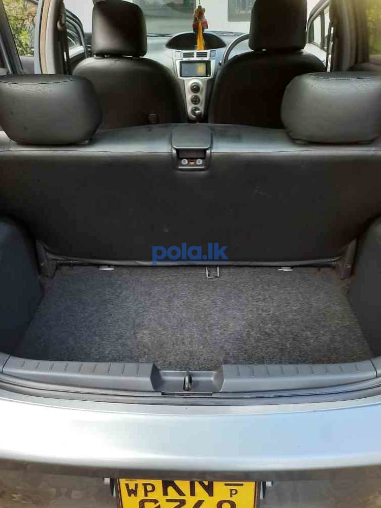 Toyota vitz - photo 3