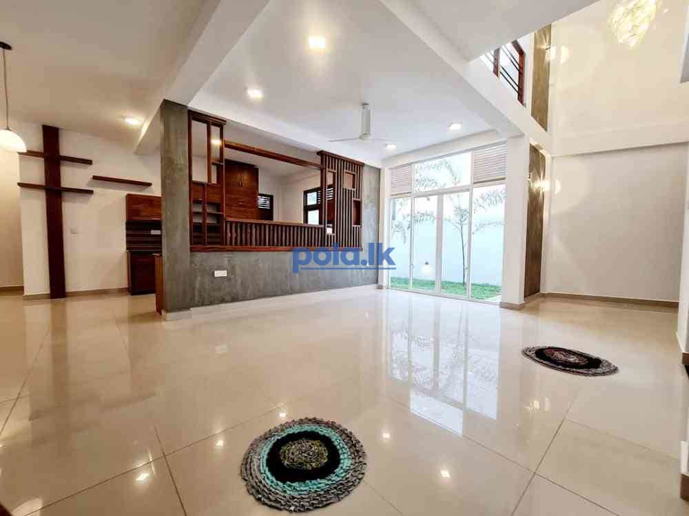 Three story house for sale In talawatugoda - photo 15