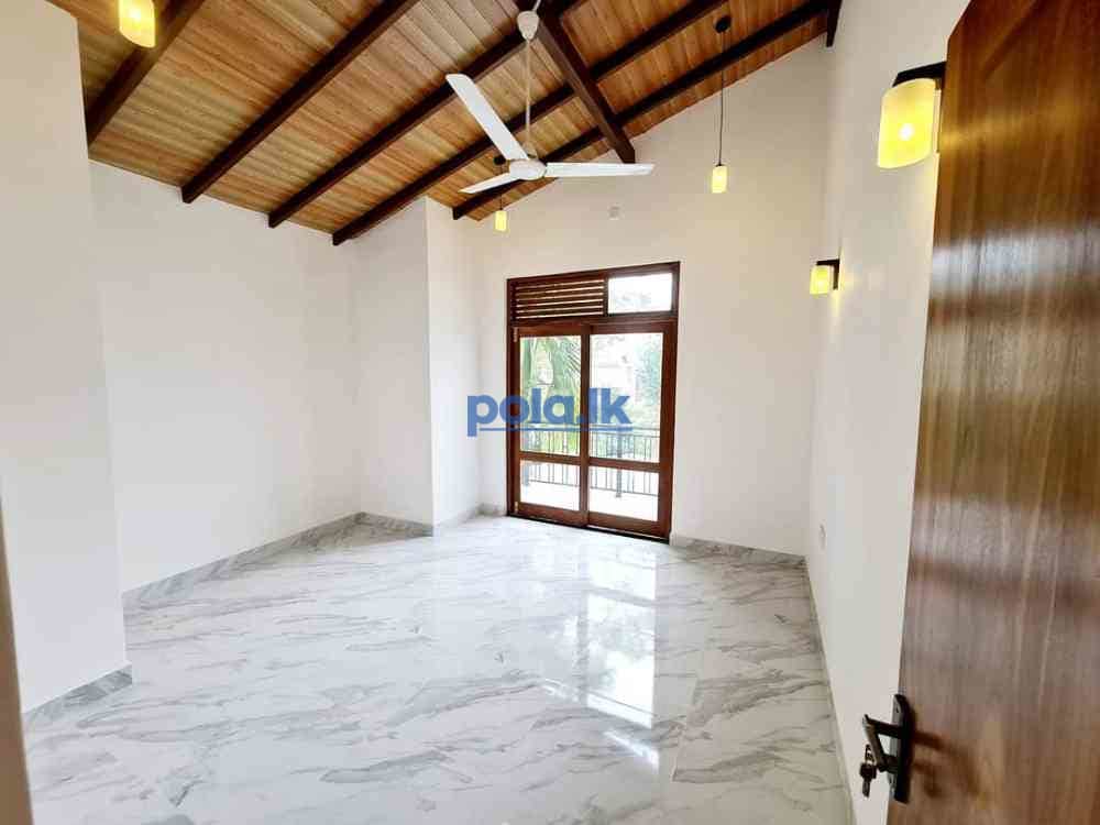 Three story house for sale In talawatugoda - photo 12
