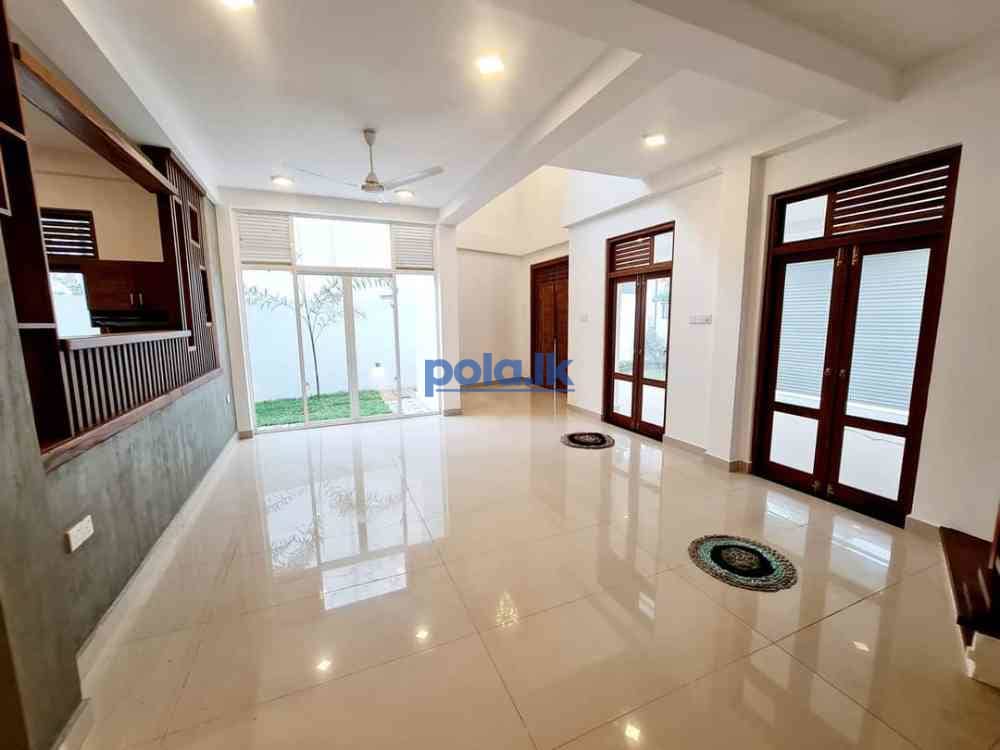 Three story house for sale In talawatugoda - photo 11