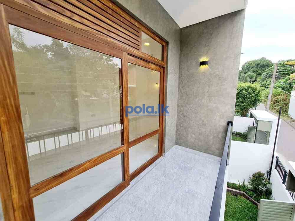 Three story house for sale In talawatugoda - photo 10