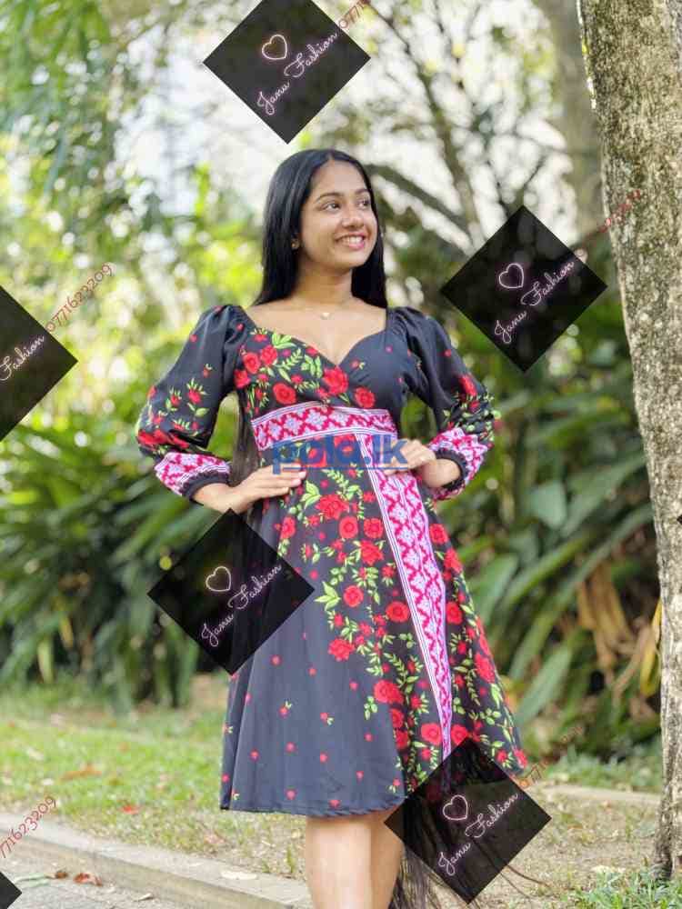 Frock for girls - photo 2