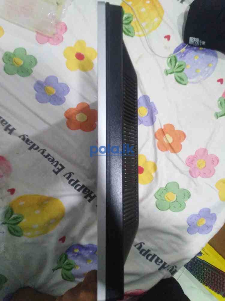 19 inch led color monitor - photo 4