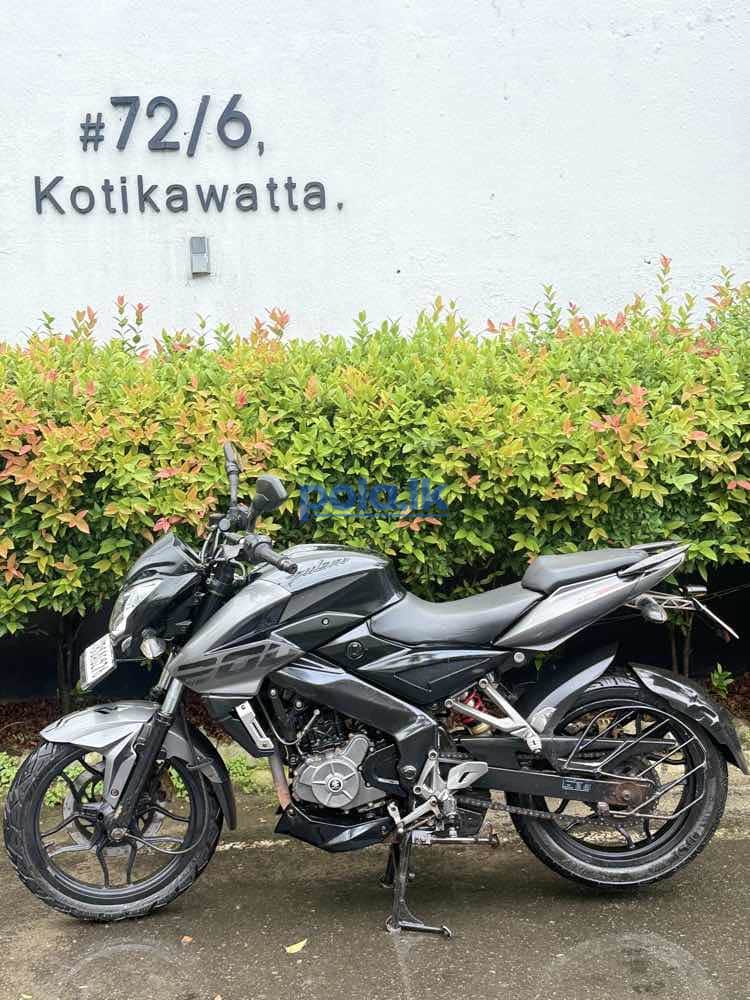 Bajaj pulsar - photo 1