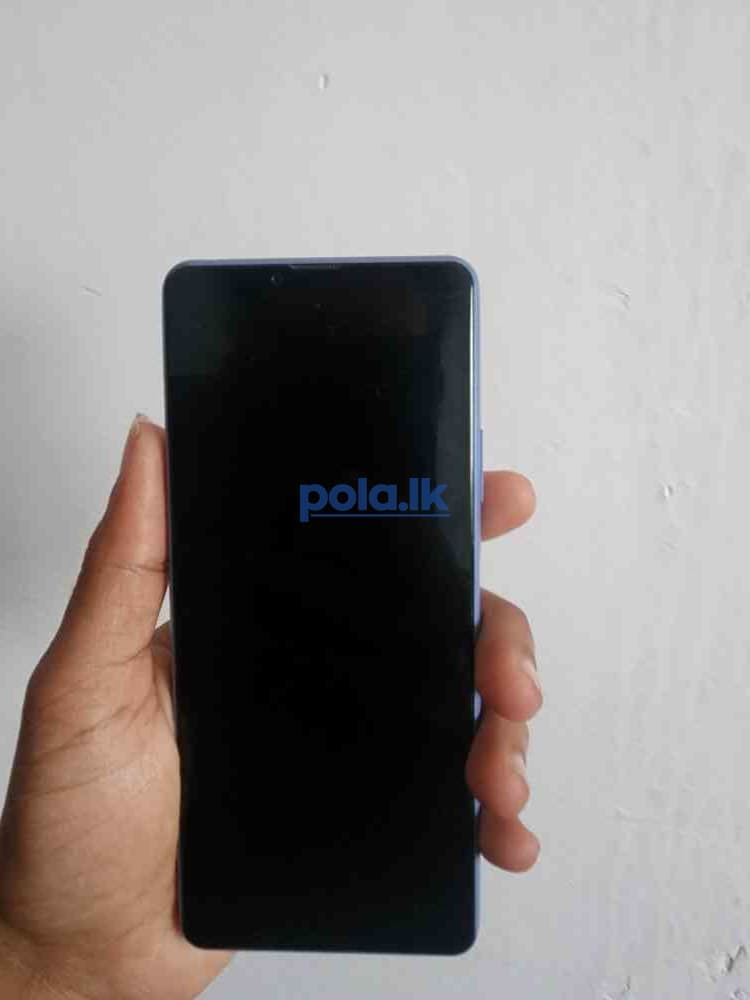 Sony xperia 10 iii - photo 2