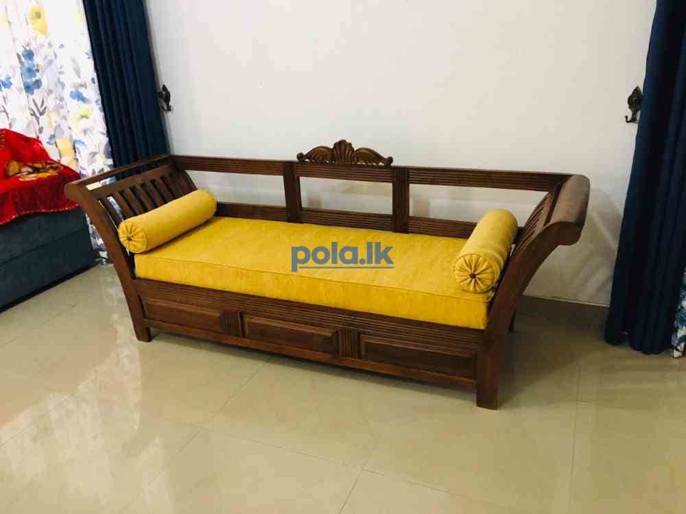 Teak wood divan - photo 1