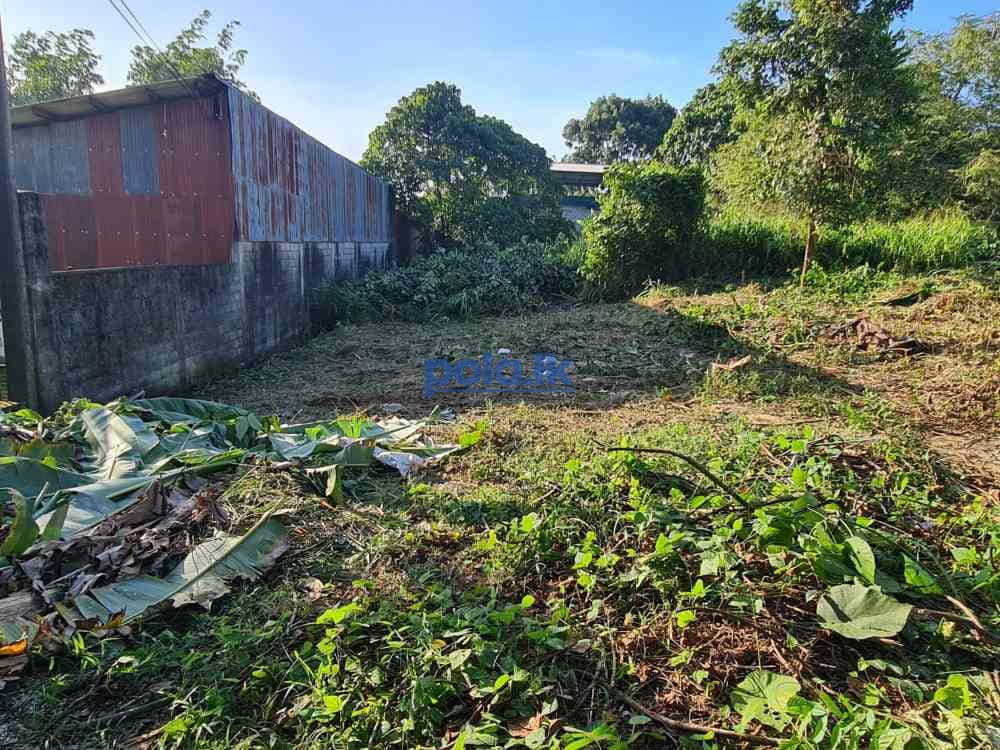 Prime location land for sale in athurugiriya - photo 2