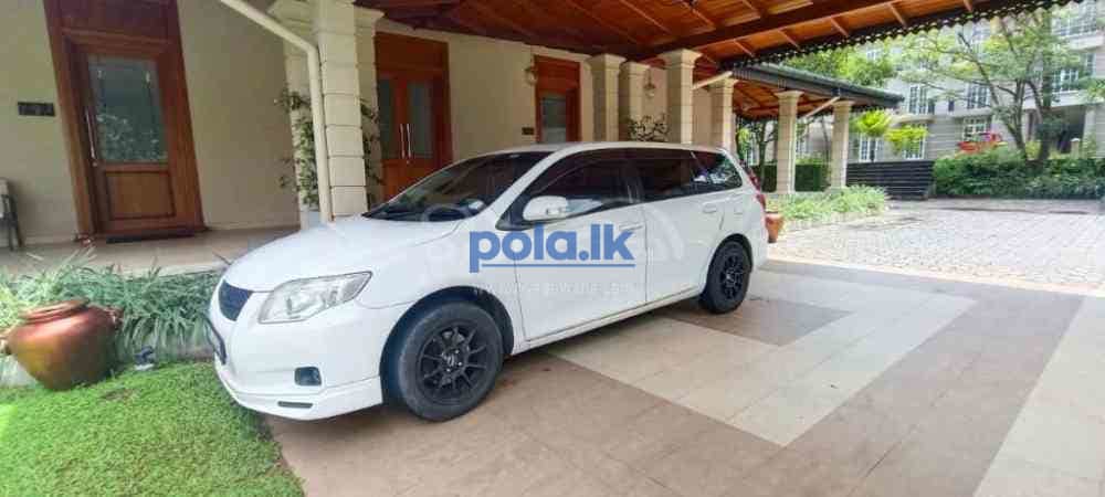 Toyota corolla 141 feilder - photo 2