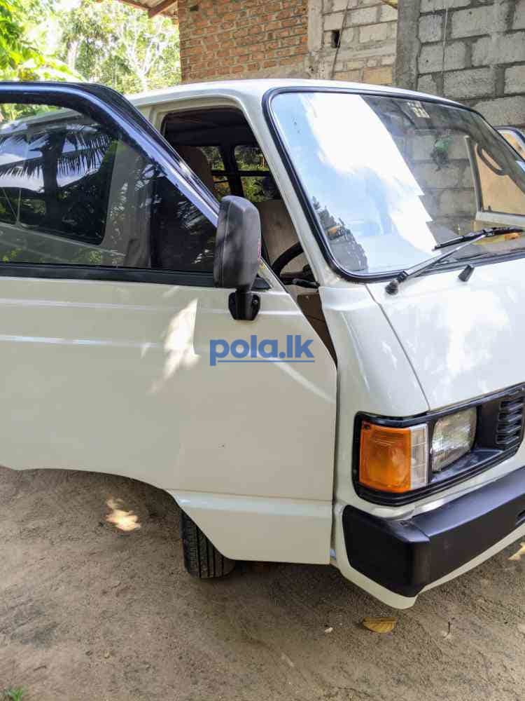 Toyota lite ace - photo 3