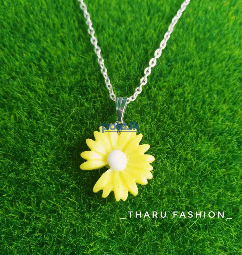 Flower necklace - photo 6
