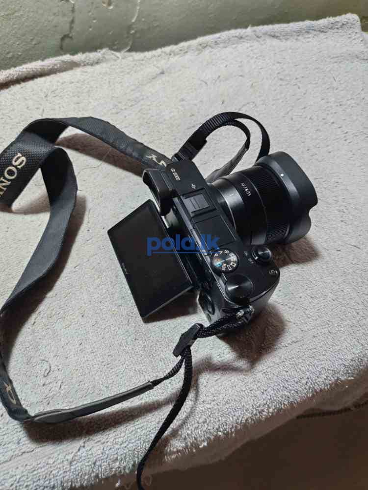 Sony a6000 mirrorless camera - photo 2