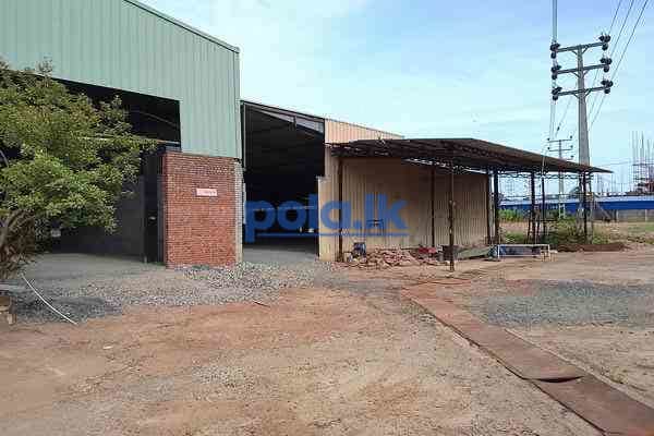 Land with buildings for sale in moratuwa - photo 2