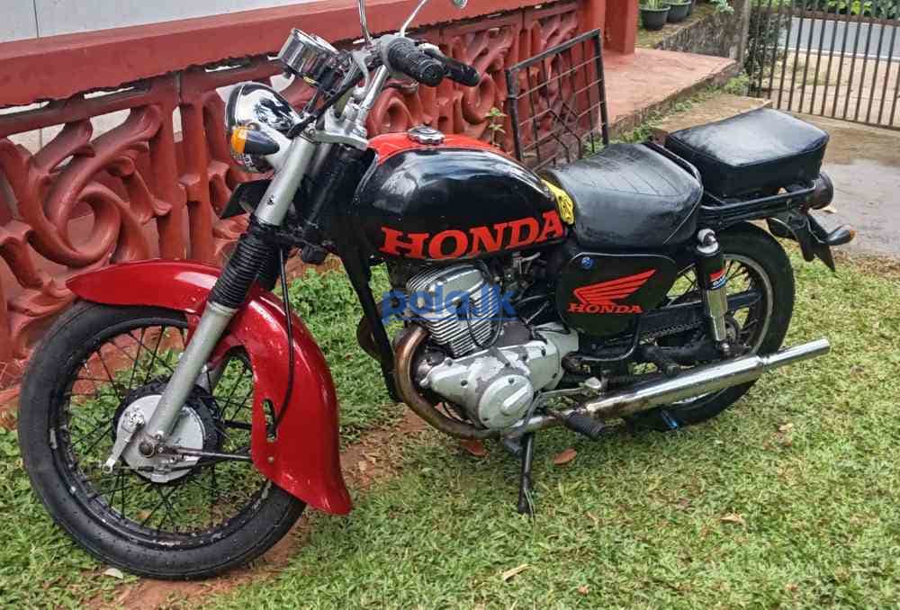 Honda CM 125 - photo 2