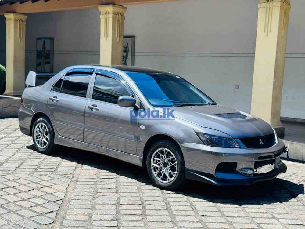 Mitsubishi lancer - photo 3