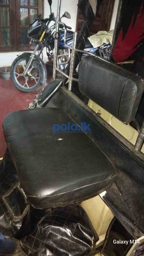 Bajaj three-wheeler - photo 5