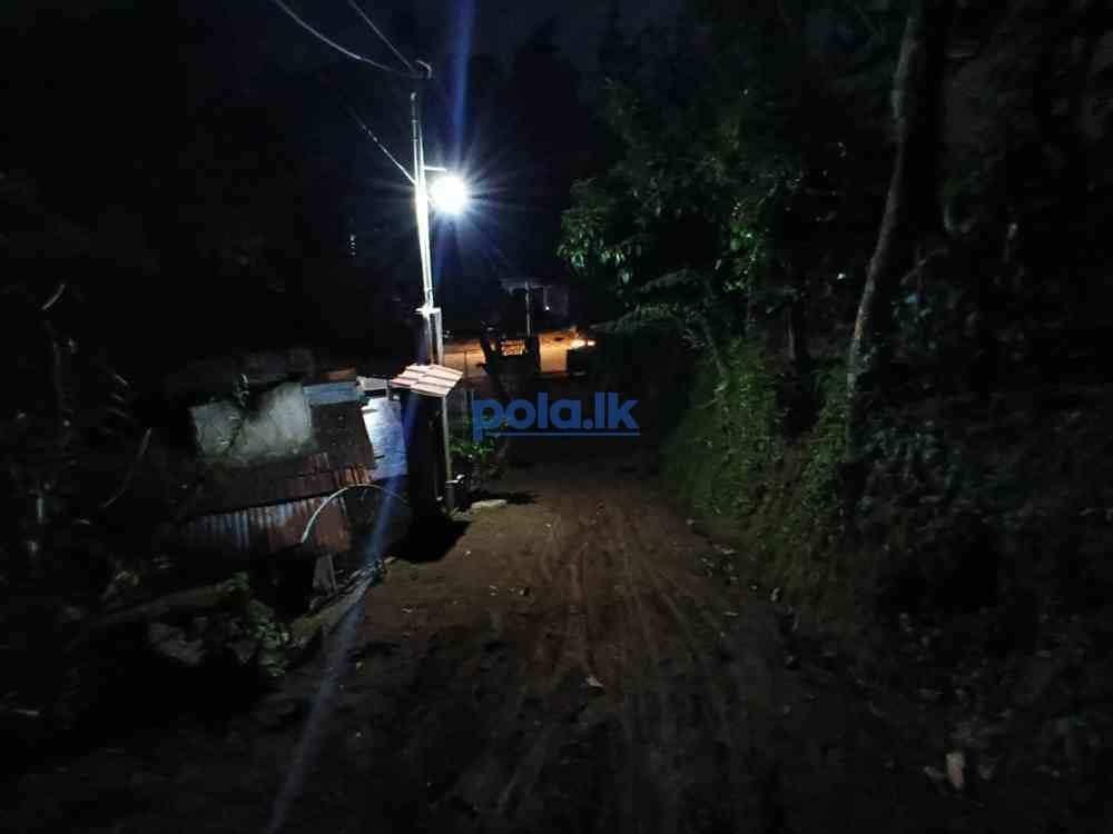 22 Perches land for sale with semi-finished house - photo 1