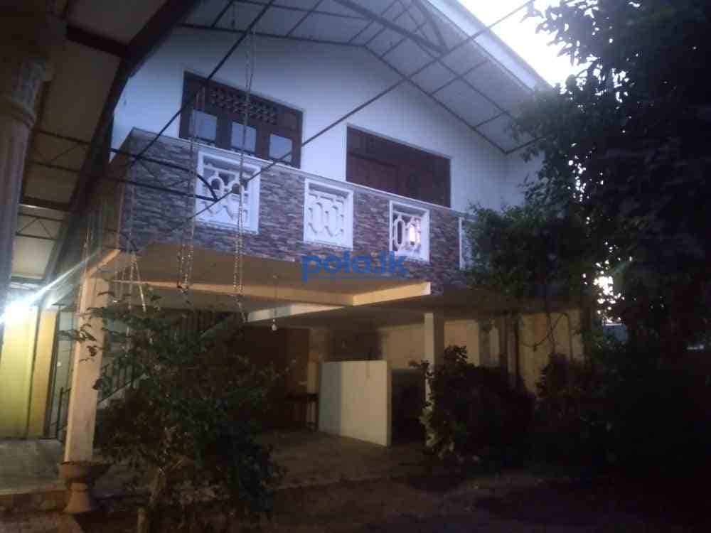 Two houses for sale in one land - photo 1