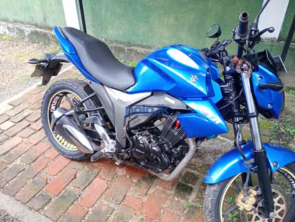 Suzuki gixxer 2016 - photo 10