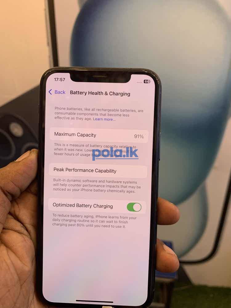iPhone 11 pro 256gb - photo 3