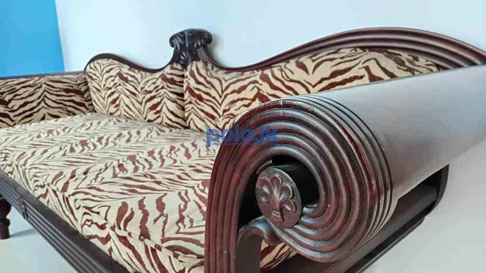 Wooden couch - photo 2