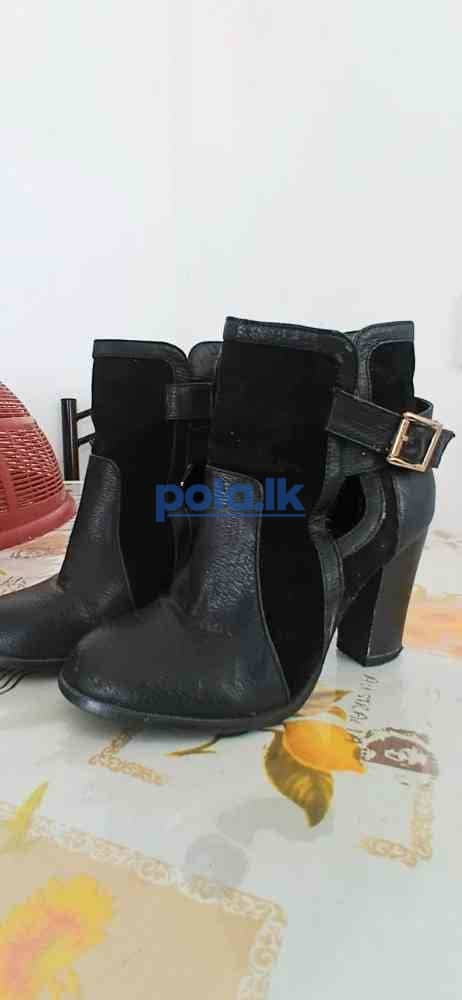 Used ladies boots size 35 only - photo 2