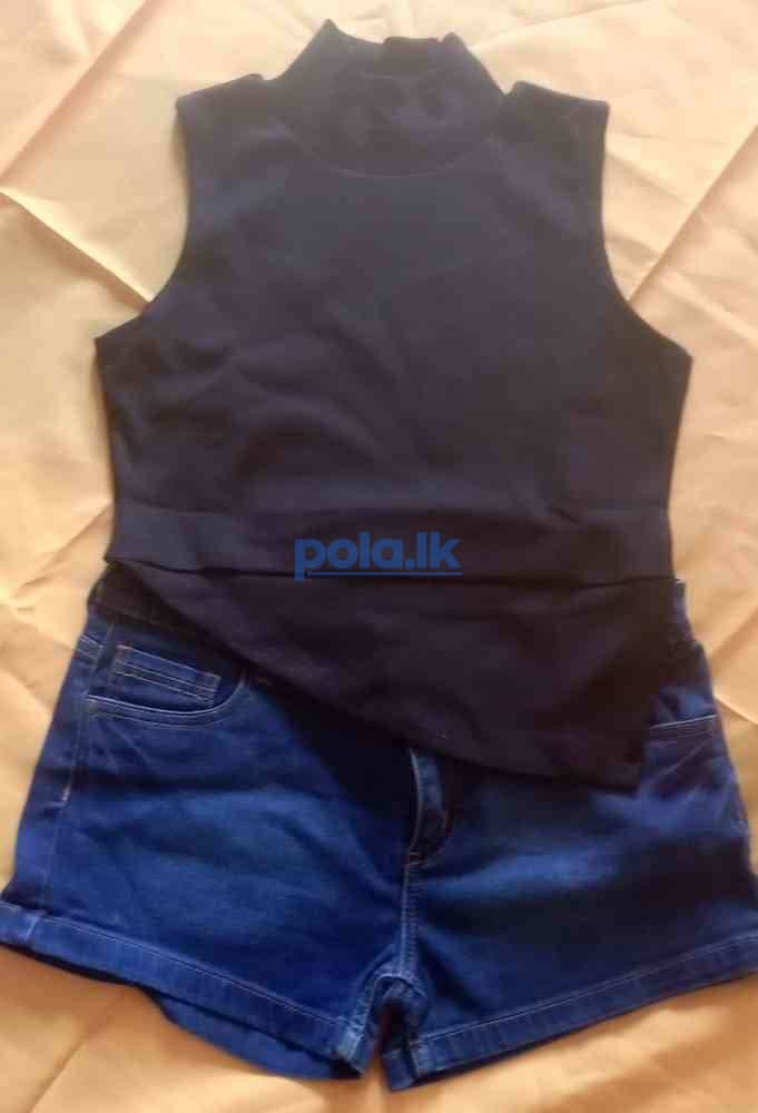Sleeveless slim fit crop top - photo 9
